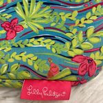 Lilly Pulitzer  Make up bag size long 10” wide 8” no rips smell see pictures Photo 8