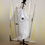 Lilly Pulitzer Etta Resort White V- Neck Tee Photo 3