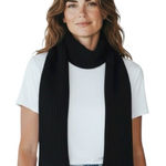 Coach  🔃 Signature Black Scarf Photo 0