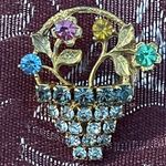 Darling Vintage Brooch Photo 6