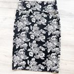LuLaRoe  pencil skirt Photo 1