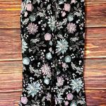 Loft Flower 3/4 Pants. Size Petite/Small. Adjustable Drawstring Waistband. Photo 0