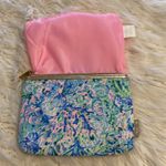Lilly Pulitzer  Make up / Toiletries bag measurements in photos Photo 7