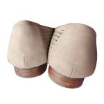 Me Too  Women's Size 7.5 M Yana Loafers Flats Perforated Slip On Beige Photo 2