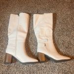 Liz Claiborne  Cream Knee High Boots Block Heel Memory Foam Size‎ 9.5 Photo 3