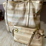 Coach  AUDREY LARGE LIMITED EDITION SUN/STARFISH CANVAS/LEATHER TOTE & WRISTLET Photo 13