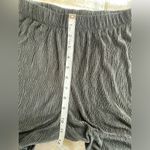 Pixie Market Textured Crepe Flared High Rise Pants Black Size Small Pull On Photo 5