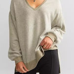 Z Supply  Women's Cozy V-Neck Modern Weekender Sweater Photo 0