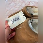 Dearfoams  Woman’s Chestnut Brown Suede Clog Slippers Photo 2