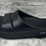 Oofos Ooahh Thick Recovery Slides Sandals Size Mens 7 Womens 9 Solid Black Photo 2