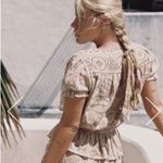 💕SPELL & THE GYPSY💕 Lioness Cap Sleeve Blouse Smoke M Medium NWT Tan Photo 4