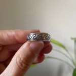 Silver Tone Wave Pattern Ring Band Boho Beach Jewelry Size 8 Coastal Tribal 90s Photo 1