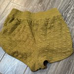 FP free people Movement olive green quilted Athletic Shorts with pockets XS EUC Photo 3