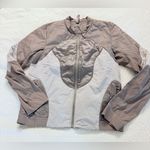 Lululemon Polar Pace Run Jacket Coat Size 8 Pelt Lunar Rock Iced Iris Like New Photo 5