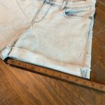 Rock & Republic Women’s Light Wash Cut Off Jean‎ Shorts 10 (B2) Photo 3
