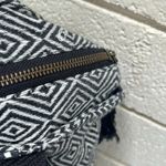 Rip Curl  Black  Zip Up Tote Bag Photo 4