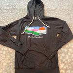 North Carolina Sweatshirt Gray Size M Photo 0