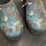 Joules Women’s Butterfly Print Slip On Rain Boots Shoes Size 8 Black Photo 3