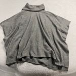 St. Tropez West Grey 100% 2-Ply Cashmere Poncho Sweater Size Medium/Large EUC Photo 3