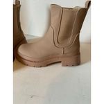 Dream Paris Dream Pairs chunky Chelsea boots tan size 8 Lug biker Photo 3