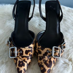 Urban Outfitters  Lizzie Slingback Kitten Heel Photo 0
