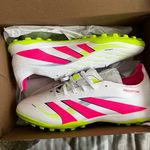 Adidas Men’s predator soccer cleats  Photo 0