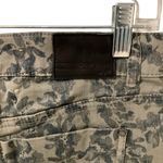 DKNY Jeggings Stretch Green Floral Camouflage Chinos BRAND NEW Size 8 Photo 1
