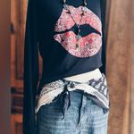 Navy Bandana Tee with Red Lips Design Blue Photo 7