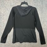 The North Face Woman Size Large Flashdry lightweight black hooded pullover Photo 3