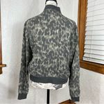 Bella Dahl  | Odelle Camo Bomber Jacket Photo 9