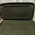 Betsey Johnson Skull Embossed Army Green Zip Wallet NWT Photo 3