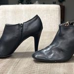 Alfani EDISON Women's 9.5 M Black Leather Zip-Up Dress Low Ankle Boots Booties Photo 2