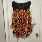 Kate & Mallory Kate‎ & Mallory High low patterned lace top Photo 1