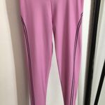 Alo Yoga Pink Crop Top And Leggings Set Photo 3
