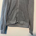 Thrill Gray Zip Photo 3