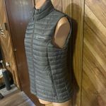 Eddie Bauer Women’s Small Gray Packable Sleeveless Puffer Vest Photo 4