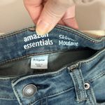 Amazon Essentials Women's Skinny Moulant Jean sz 8 reg Photo 3