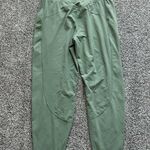 Athleta green Run with It jogger wind pants size S Photo 3