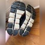 Women’s On Running Cloud 5 Lifestyle Shoes Black Size 9 Photo 5