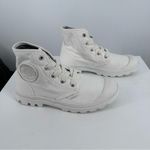 Palladium  Pampa Hi Bootie in Star White size 7 Lug Sole Photo 2