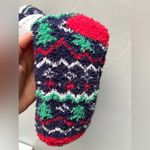Top it Off 3 pack of fuzzy socks Red Photo 2