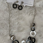 Fashion Jewelry Black and Silver Floral Necklace Set Photo 0