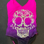 Hot Topic NWT‎  skull open back one piece swimsuit size medium Photo 0