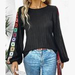 Floral Embroidered Ribbed Long Sleeve Crew Neck Blouse Black size 4 Photo 3