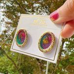 Noir flow colorful studs gold tone earrings Green Photo 3