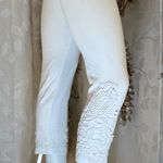 The Sweatshirt Project White Cropped crochet trim Capri Pants Women's Size Small Photo 0