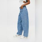 BDG  Rih Extreme Baggy Jean in Medium Swirl Wash Size 28 Waist High Rise Photo 1