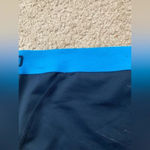 Nike  Pro Hypercool Cropped Leggings Size Large Blue Photo 3