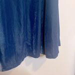 Nordstrom NWT Gal Meets Glam Christine Blue
Velvet Dress Size 10 Photo 9