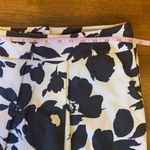 Simply Vera, Vera Wang Simply Vera Vera Wang size 6 white black navy back zipper front pockets Photo 2